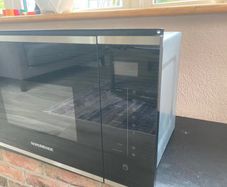 Microwave oven