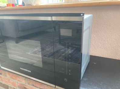 Microwave oven