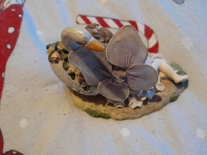 Fairy with swan ornament