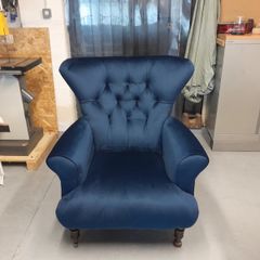 Upholstery service