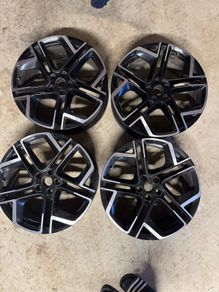 20 Genuine VW R line Alloys