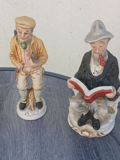 Set of 5 lovely Figurines