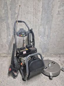 Hyundai Petrol Pressure Washer + Stainless Steel Surface Cleaner