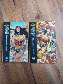 Wonder Woman Earth 1 Vol 1 & 2 HC