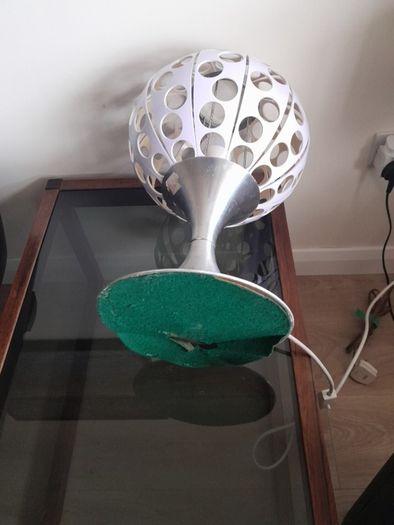 Space Age Tulip Base Table Lamp