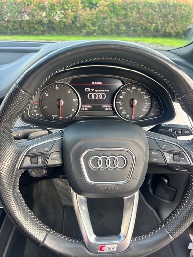 Audi Q7 Black Edition 7 Seats - 2018