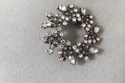 brooch