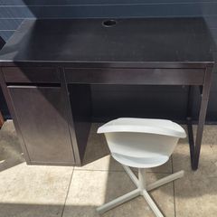 IKEA Micke desk and kids Chair.