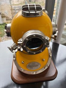 Diving Helmet