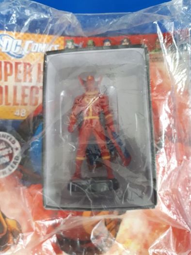 New unopened DC collectors Edition with Red Tornado figurine