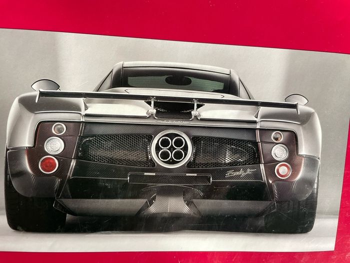 Supercars Masterpieces of Design and Engineering by Richard Dredge 2006