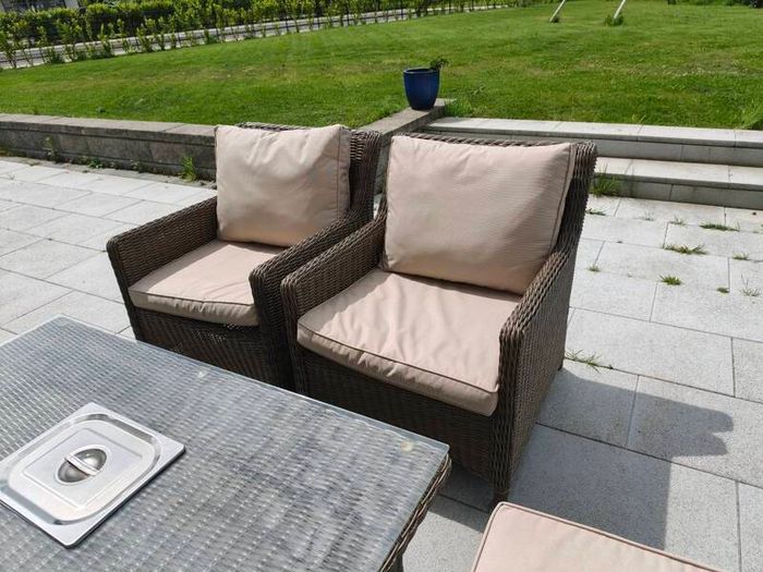 Outdoor furniture set