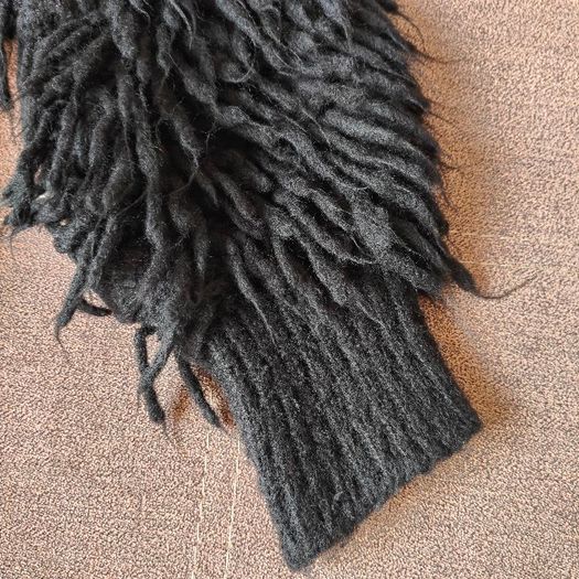 Black shaggy knit cropped jacke, size 10