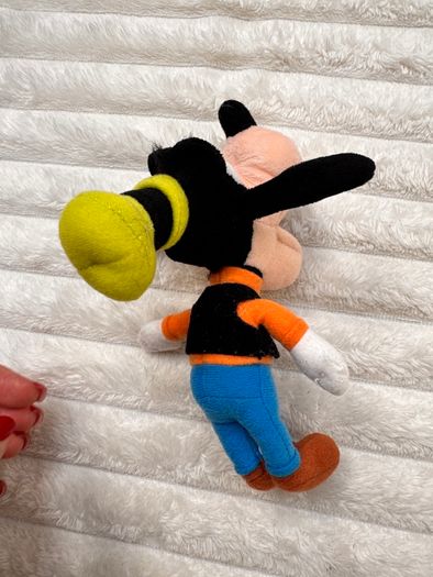 Disney Parks Store Goofy Plush Approx. 15 cm. opened mouth Used Please see photos