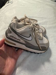 boys trainers