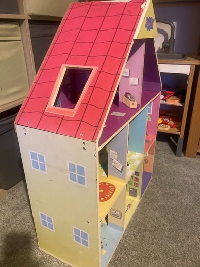 Peppa Pig Doll House