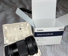 sigma 30mm f1.4 lens sony E mount