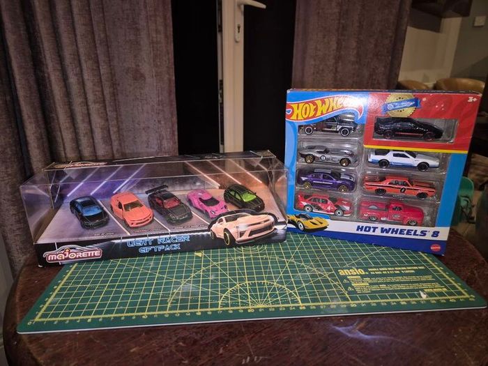 toy cars