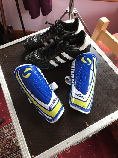 Size 7 Astro pitch football boots w/ shin guards