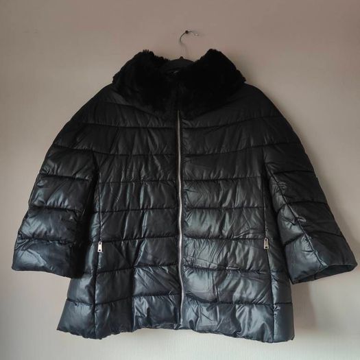 Black MOTIVI jacket with knitted removable cuffs  and removable fur collar