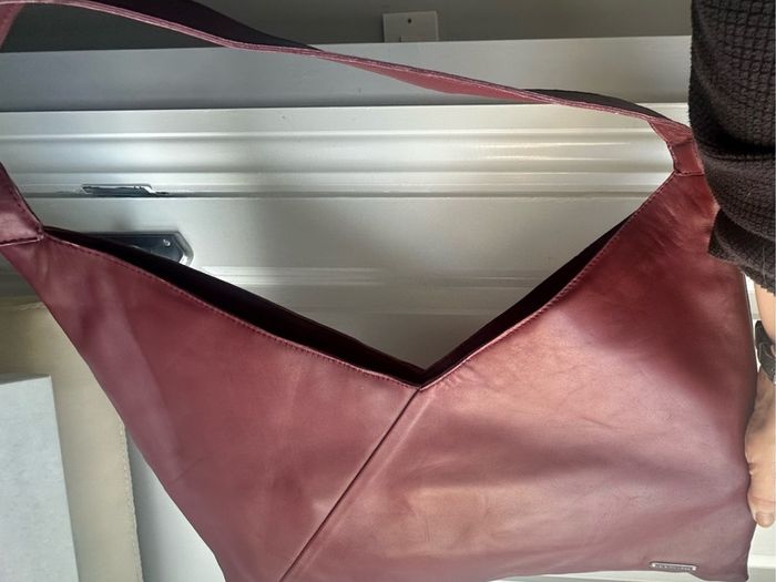 Burgundy leather bag from Muubaa
