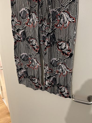 river island trousers
