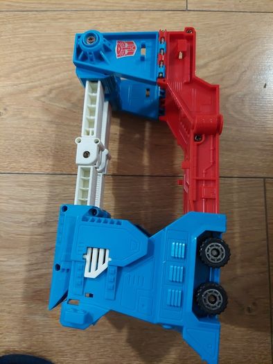 Transformer G1  Ultramagnus