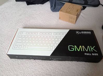 gaming keyboard - glorious gmmk full size