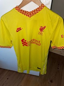 liverpool jersey