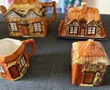 Price Kensington ceramics
