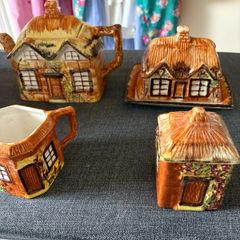 Price Kensington ceramics