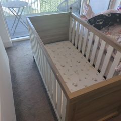 Tutti Bambino 3-in-1 Cot bed + Mattress