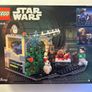 Millennium Falcon Holiday Diorama - Lego set 40658 Image 2
