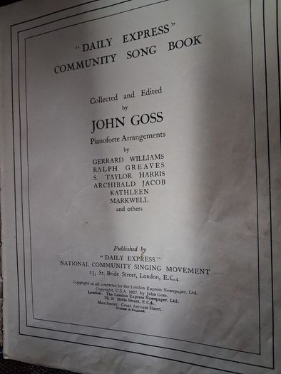 Daily Express Community Song Book / 1927