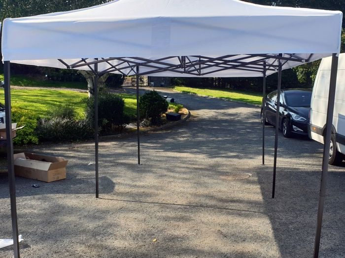NEW 3x4.5m POP UP strong heavy GAZEBO ( FREE set of 3 side panels)