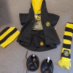 build a bear Hufflepuff outfit