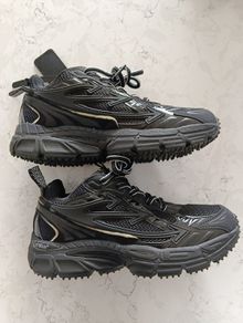 Off-whites size 6 UK