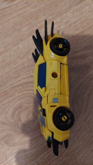Transformer / toy / bumblebee