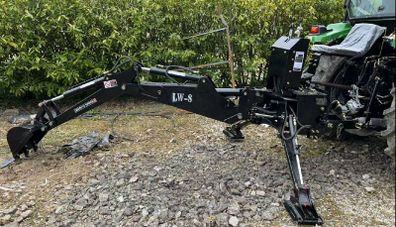 Tractor back hoe (mini digger)