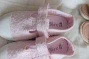 Girls shoes