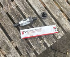 cassette bottom bracket