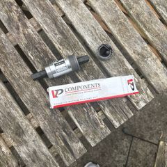 cassette bottom bracket