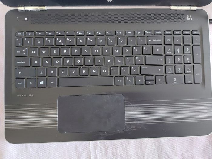 HP Pavilion 15.6 inch Laptop, Model, 15-aw012na, AMD A9-9410 Radeon R5 Graphics, 5 Compute cores 2C + 3G 2.9GHz, 8GB Ram, 1 Terrabyte HDD, Windows 10, Microsoft Edge, Chrome, and VLC