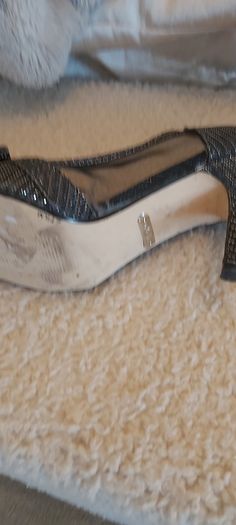 Ladies shoes