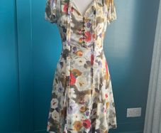 Floral midi tea dress. Size 8