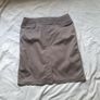 Gerry weber midi size 14 beige zip back 23" long in excellent condition Image 2