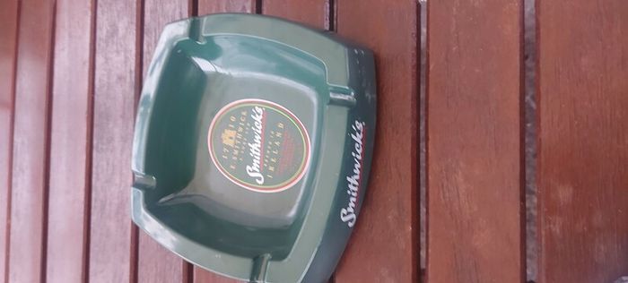 Smithswicks ashtray, collectors item ,with smoking bans advertising bans for health reasons on ashtrays,,buyer collects or pays postage thank you,,sold as seen ,