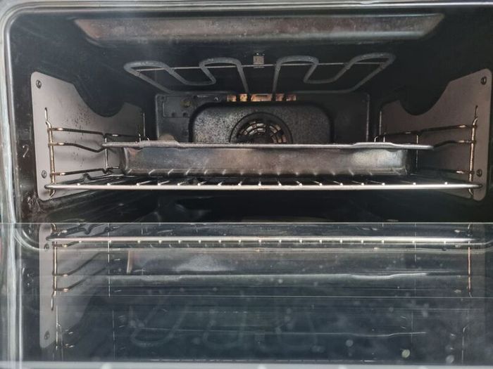 Hotpoint 60cm hob/double oven
