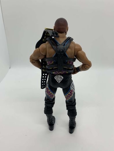 wwe elite series 52 D'Lo Brown action figure