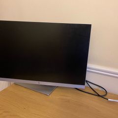 HP e243i 24" Monitor and Stand